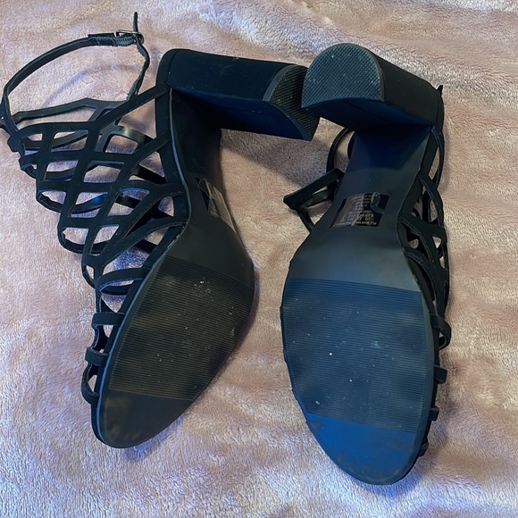 Sexy Black heels - Picture 2 of 5